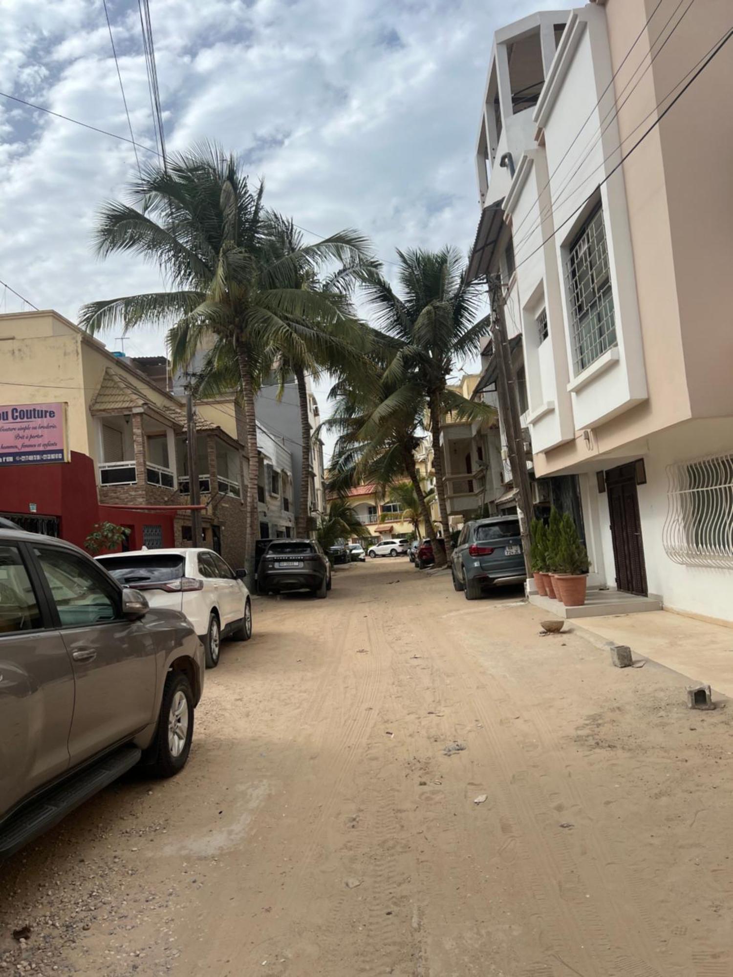 Appartement Luxe Idealement Situe A Dakar Bagian luar foto